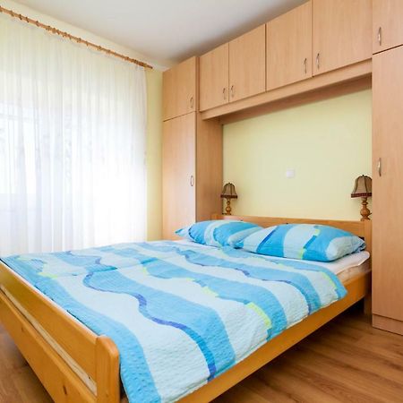 Holiday Apartment Ivica Milohnici Экстерьер фото