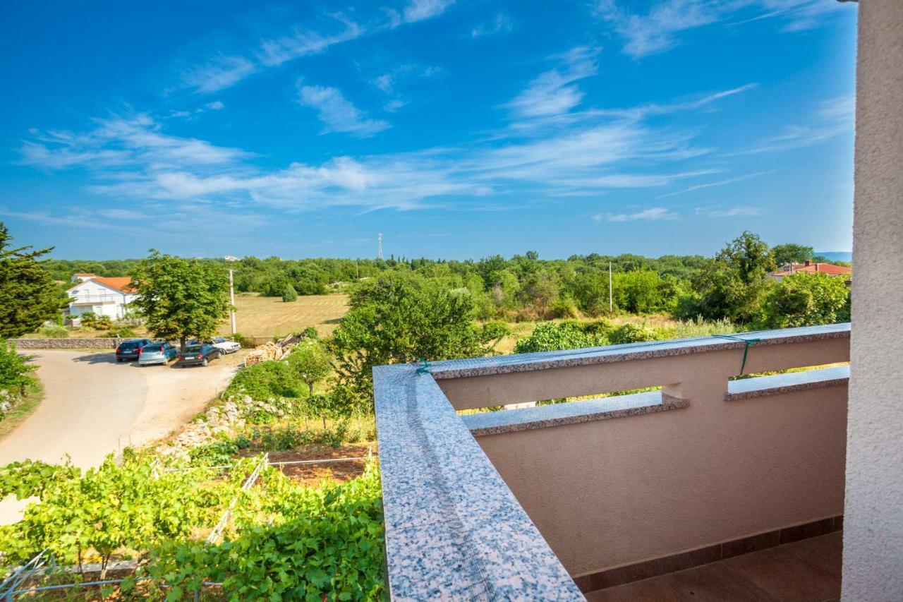 Holiday Apartment Ivica Milohnici Экстерьер фото