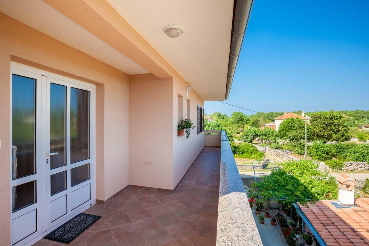 Holiday Apartment Ivica Milohnici Экстерьер фото